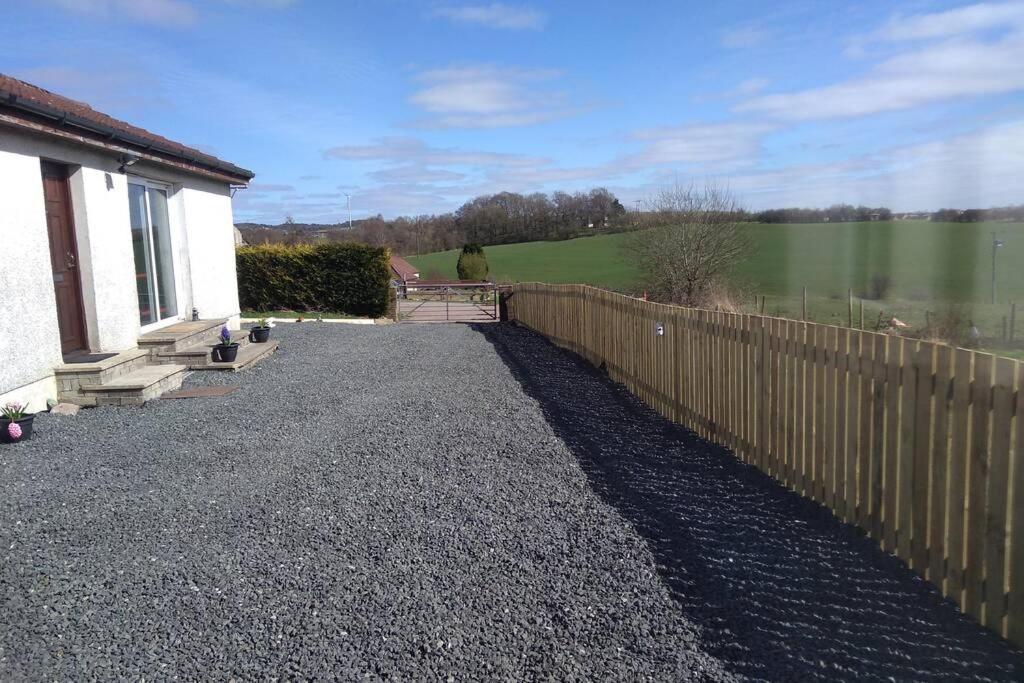 The Cottage - Hot Tub - Nr Glasgow - Self Check-In Coatbridge Exterior foto